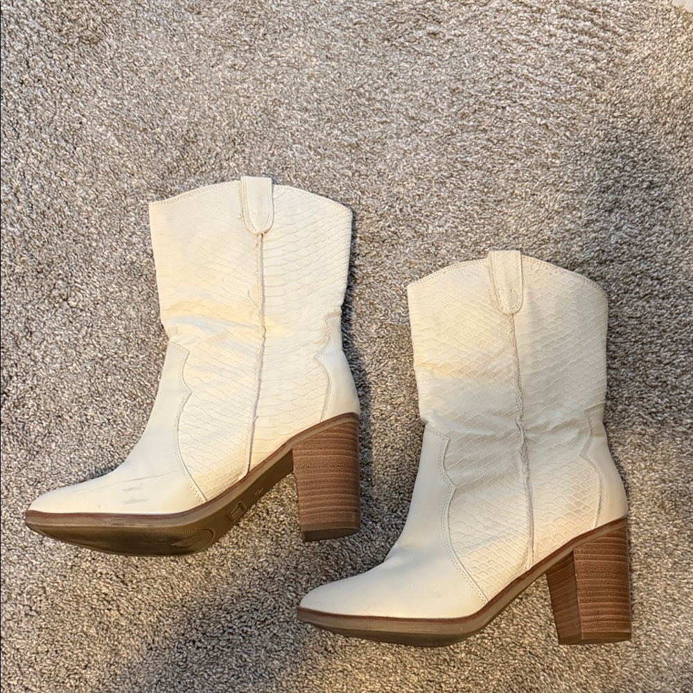Women's Cream Western Boots